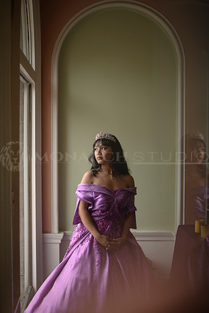 113-103-Monarch24-Janna_dsc7000