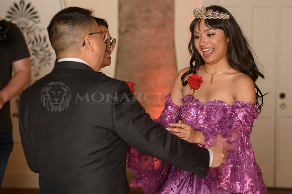 336-294-Monarch24-Janna_dsc7808
