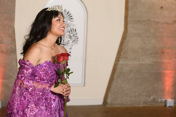 359-317-Monarch24-Janna_dsc7856